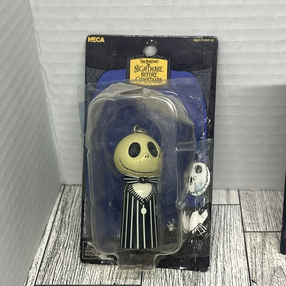 NECA Nightmare Before Christmas Complete 6 piece Light Up Keychain Set!
